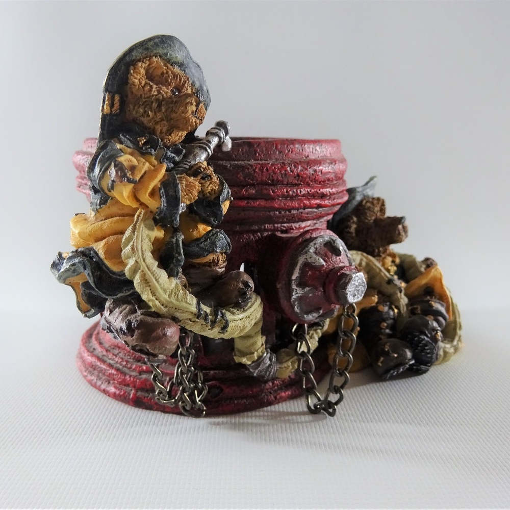 Give Us Courage Candle Holder Collectible 1999